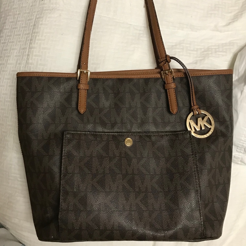 Michael Kors tote & wallet